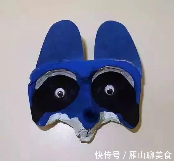 当妈妈“被迫”学会各种手工后,她就连蛋托都不放过了