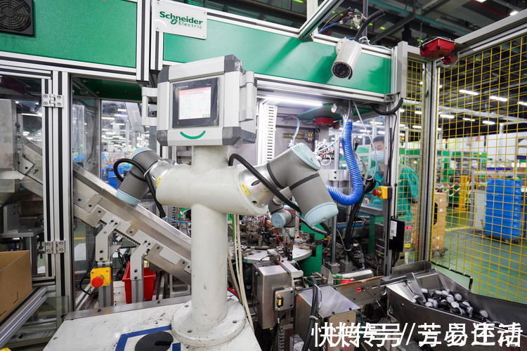 让“灯塔工厂”用上AI视觉,亚马逊云科技如何做到