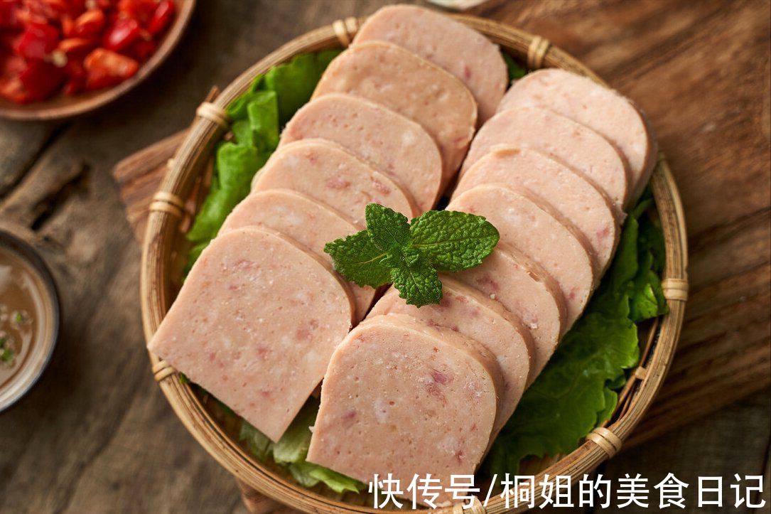 3分钟学会自制午餐肉，现吃现做，健康无添加，比买的还好吃