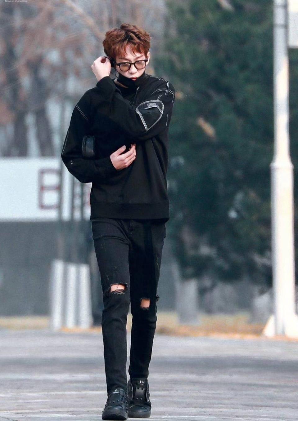 101系选秀退赛选手一览：偷窃打架是常事，还有更令人咋舌的原因