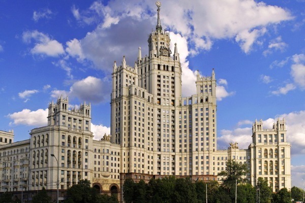 房地产行业|房价下跌后,首付变全款不,买不起的人可能会更加买不起!