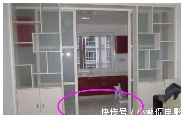 厨房|厨房万万别装推拉门了,聪明人都装它,比推拉门漂亮,还实用方便