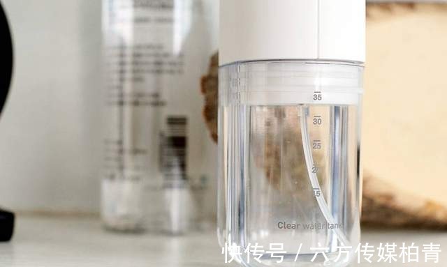 面部|DOCO超微小气泡毛孔吸尘器:黑头不再有,面部更精致