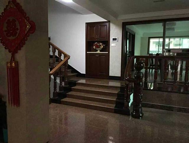 电梯|忍不住吐槽婆家准备的婚房,盖了7层却不装电梯,每天爬楼到腿软