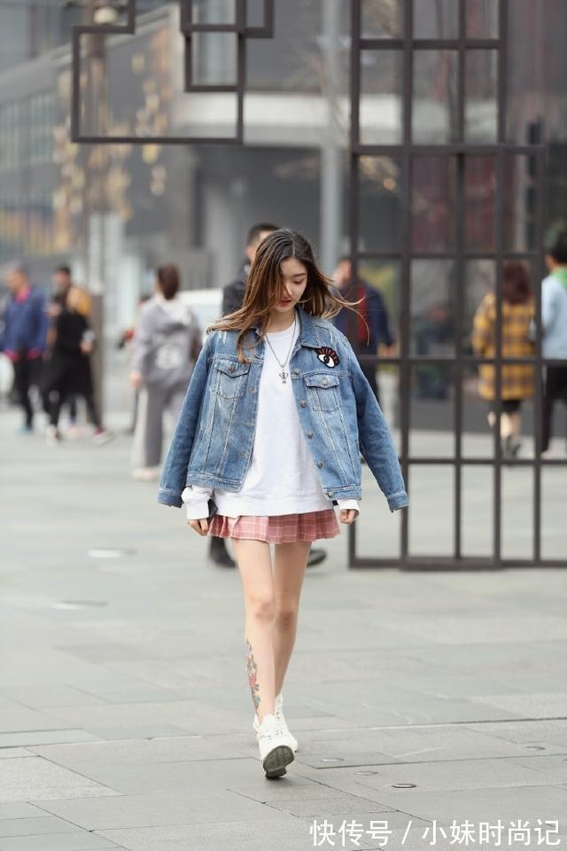 小姐姐|简单易学的百褶裙穿搭,打造专属你的美!