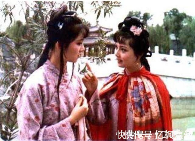 凤姐$为何薛宝钗和王熙凤老是互怼明白这点,就看透了红楼梦