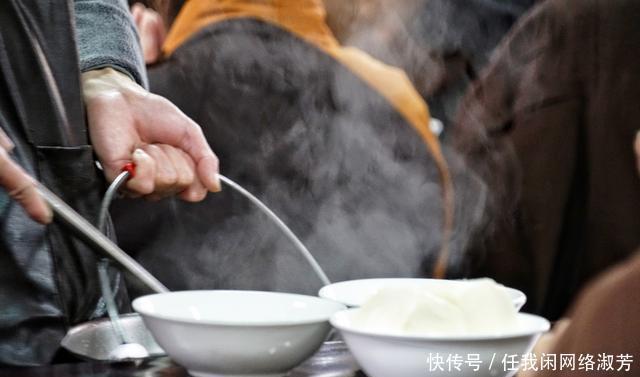 中年|在寺院吃年夜饭是什么样的体验不浪费讲规矩,仪式感还特别的强