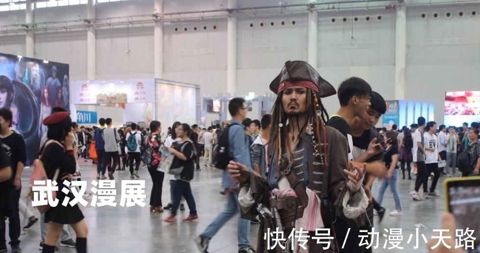 小动作|杰克船长的4种COS,德普先生又开始装作coser参加漫展了