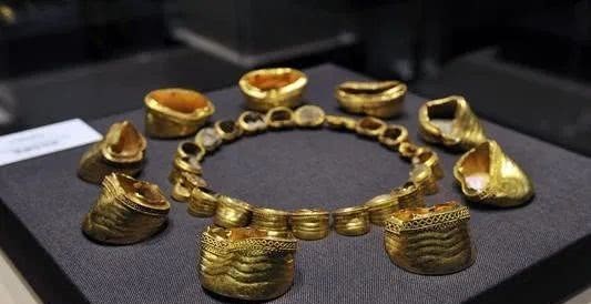 袁滋|唐朝农夫捡到600斤马蹄金，上交县里被调包，袁滋通过称重破案