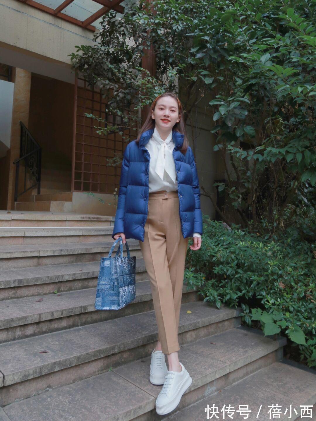 天蓝色|冬季赶时髦也不能忘了保暖,分享4款实用“羽绒服”,适合普通人