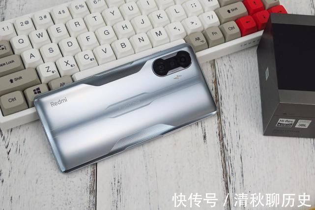 redmi|还在被队友嫌弃水平菜？这4款手机让你秒变游戏大神