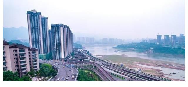 房价|在重庆买房，总能买在大涨前低位，为何总买不到最有潜力的房子？