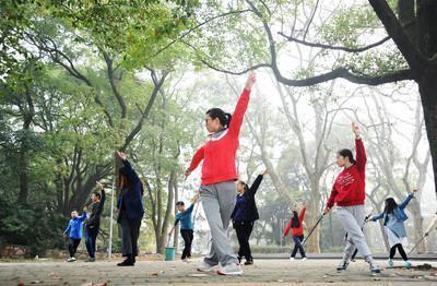 高血脂|睡觉时,一旦出现4种''异常'',血脂已到临界点,降脂坚持3步走