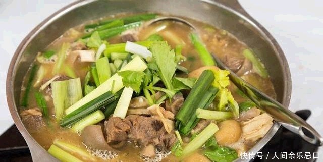 羊肉|炖羊肉时,记住“1不放2不要”,炖好的羊肉没有膻味,羊汤鲜美