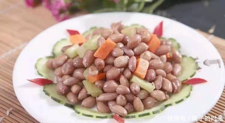 作用|每天起床空腹吃几粒花生,坚持一段时间,3件“好事”跑不了