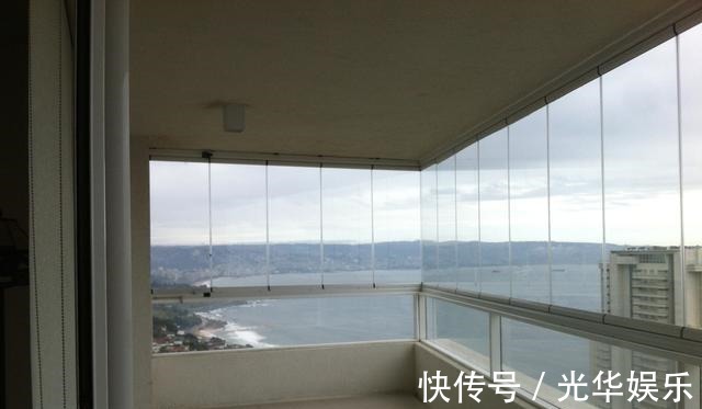 铝合金窗|封阳台不要傻傻用铝合金窗,聪明人都装这种替代,懊悔才发现!