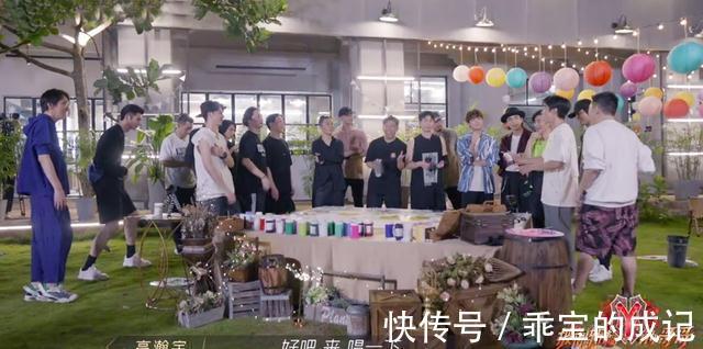 《哥哥》加更：手绘海报脑洞大，黄贯中即兴创作，赵文卓出表情包