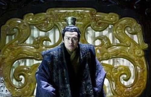 自立|秦朝灭亡的消息如何传递到远在南方的赵佗,使其自立为王?