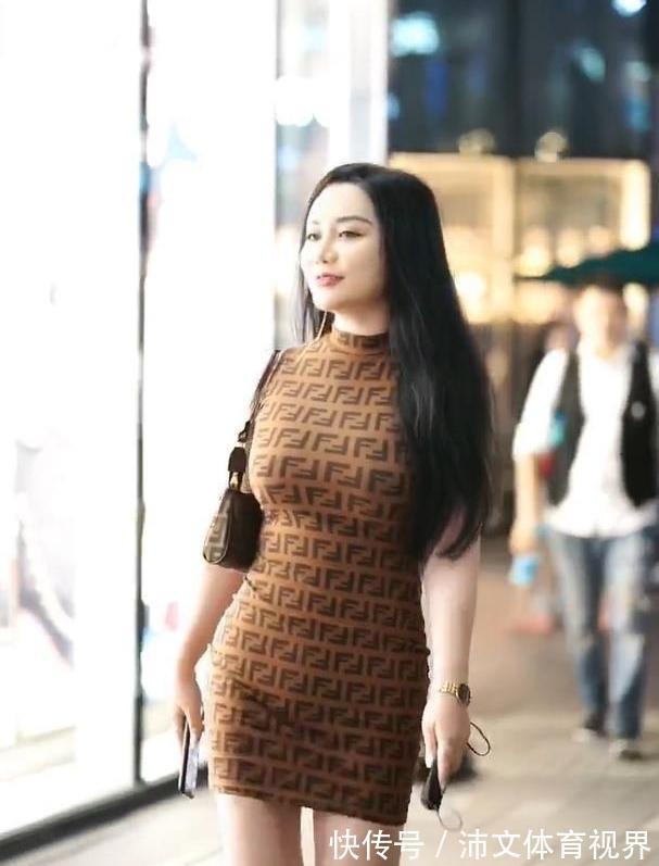 知性|无袖贴身连衣裙,内衬迷人身材,释放女性的知性!