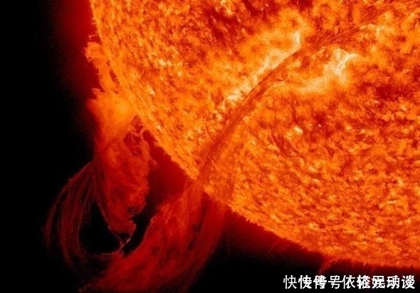 为什么太阳那么热,但是在太空中却又非常冷,到了地球却又热了