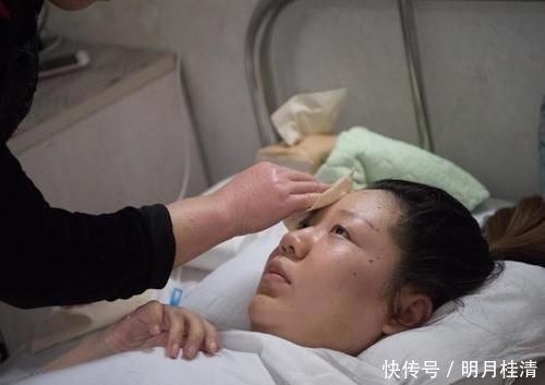 促进|为何剖腹产后需平躺6小时,连枕头也不能枕?照顾产妇需了解