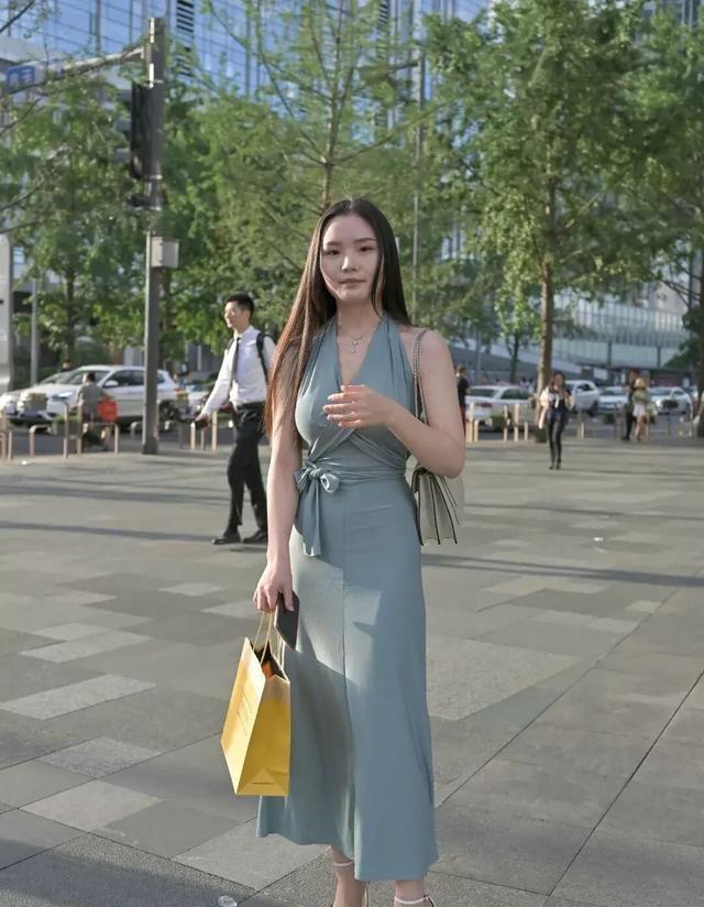 瑜伽裤|连衣裙突出优雅风格,更加立体显瘦,带来独有的个人魅力