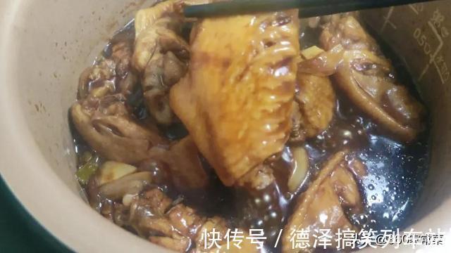 多汁|吃了几十年鸡翅，没想到还能这样做，鲜嫩多汁又简单，吃的太过瘾