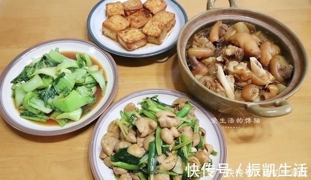 晚餐|家有老有小的晚餐,在朋友圈走红了,花钱少,吃得好,从不点外卖