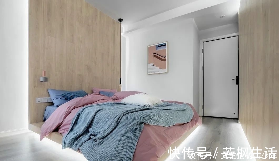 颜值|卧室别再买床了！学他们这样设计，宽敞实用还能提高卧室颜值！!