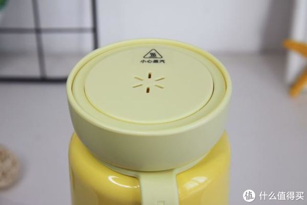 大宇彩虹杯,让你更从容地喝上干净的热水