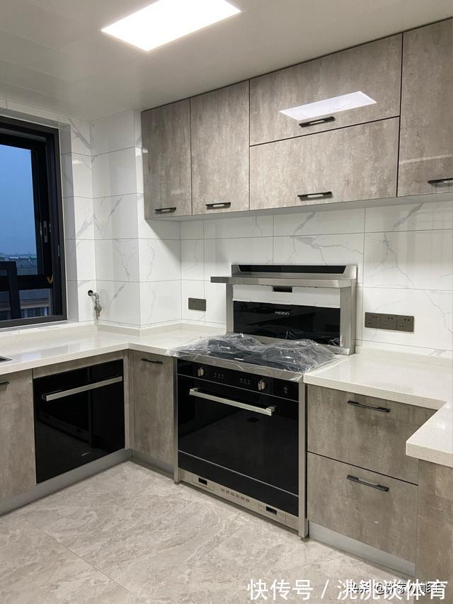 新房|第一次装修新房,没请设计师,打扫干净效果还不错,简单又便宜