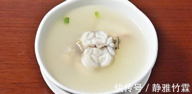 鱼汤|炖鱼汤用冷水还是热水？经过大厨指点才明白，难怪煮不出奶白色
