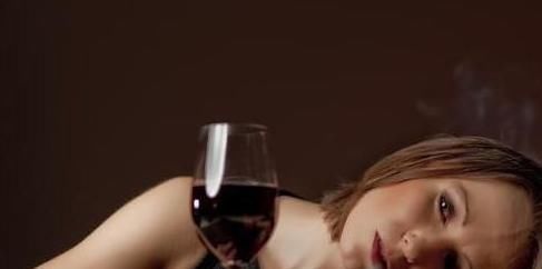 饮酒|女性”致命“伤害乳腺癌，四种东西千万不要碰，预防乳腺癌！