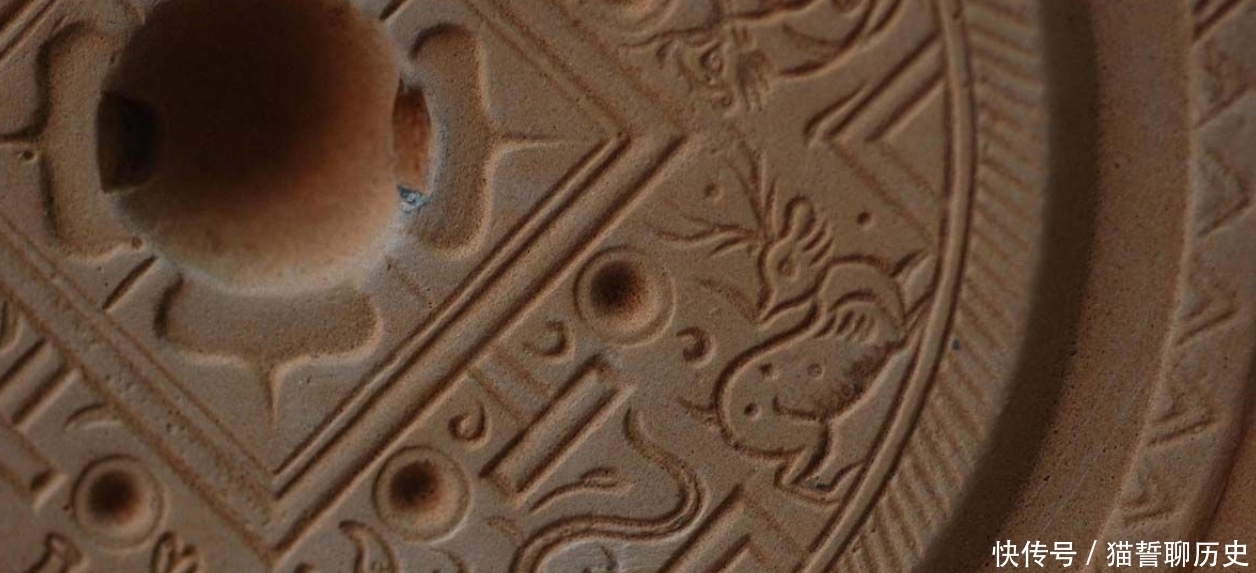 商代铜卣的活动提梁是怎么制作出来的,古人太聪明,让人想不到