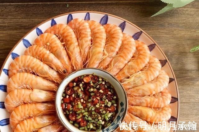 热水|煮虾时,用热水还是冷水原来都搞错了,难怪虾肉不鲜,腥味重