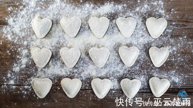 包好的饺子千万别直接放冰箱冷冻！教你一招，冻多久都不会坏