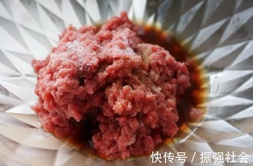 大年初一,不管家有钱没钱,也要多吃这菜,寓意牛年好事不断