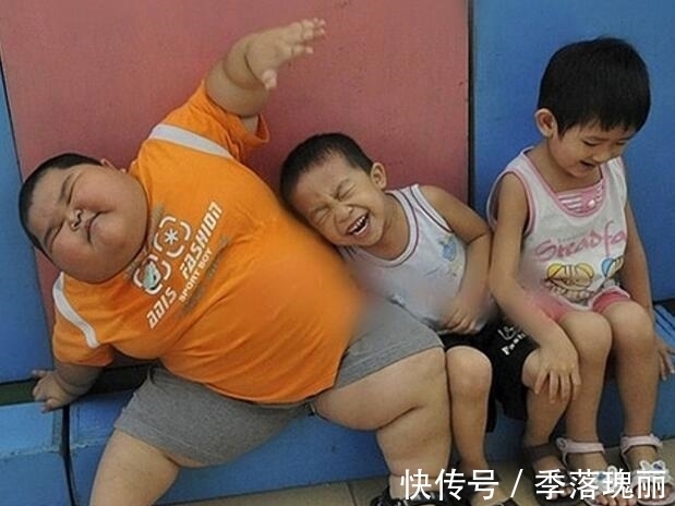 医生|3岁小男孩胖达120斤,智力超乎常人,医生的话让母亲难以接受