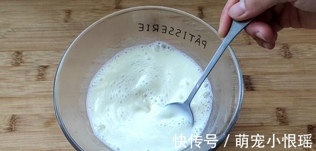 豆浆和糯米粉试试这样做,比雪媚娘还好吃,软糯拉丝放三天也不硬