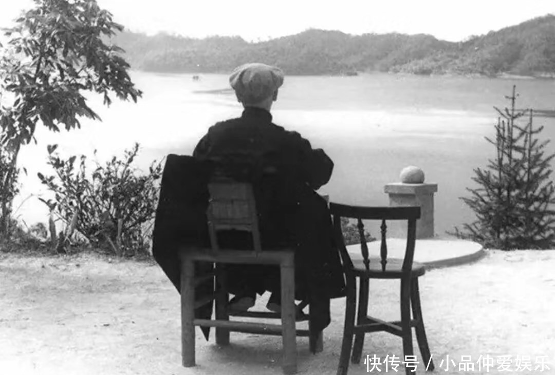 罕见|历史罕见照片,枪决的川岛芳子面目全非,图五张学良年轻时的偶像