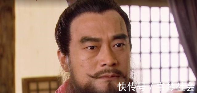 武松#水浒里二十五斤重的枷锁,为何武松可以打烂,卢俊义和林冲却不行