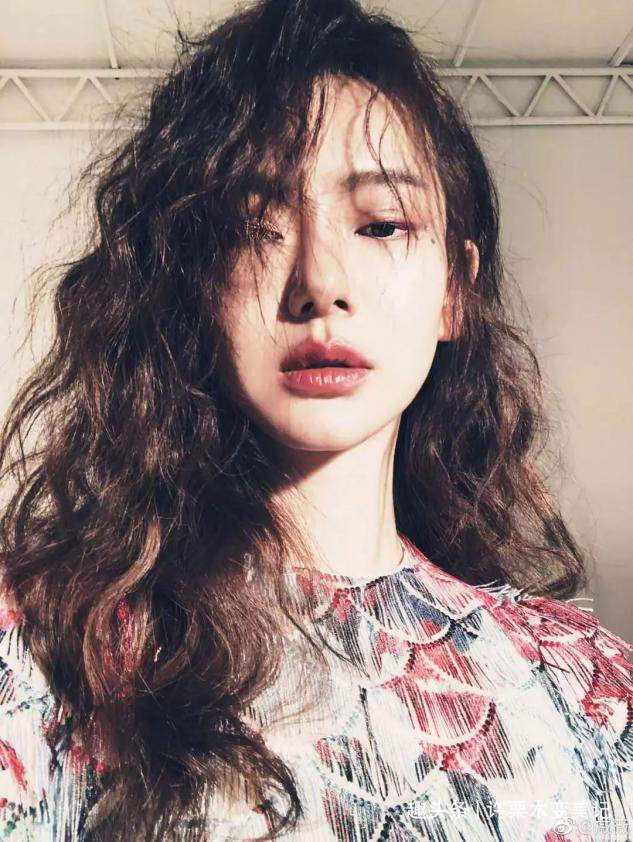 穿搭|中年女人想要不显老,少剪这5种“大妈”发型,显老还没档次