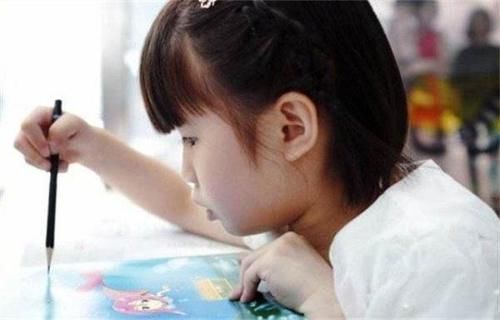 开发|右脑开发早,注定智商高!这5种方法,三岁之前一定要教给孩子!