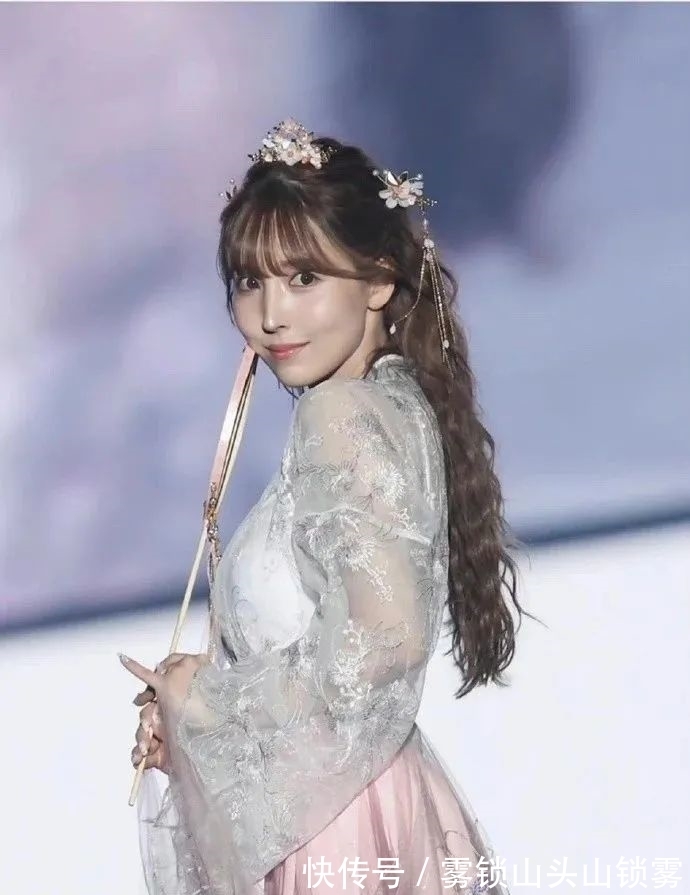 文化 日本女明星因穿“半透明汉服”走秀被喷!汉服迷:这是对国风不敬