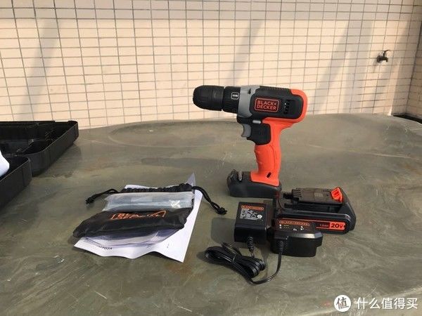 史丹利百得|【还真是亏了！】139拼多多入手的史丹利百得手电钻到底值不值？