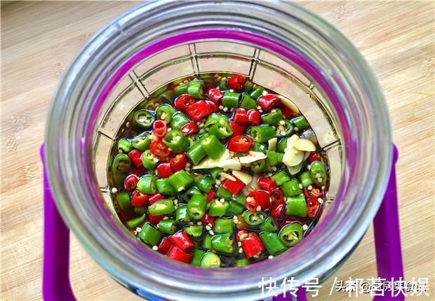 白酒|我家用了30年腌辣椒方法,一天就能吃,放一年不怕坏,爽脆入味