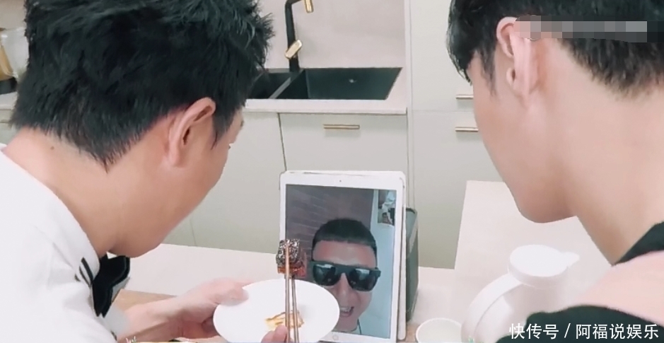  框录|张艺兴黄渤同框录节目，吃红烧肉特意连线孙红雷，尽显塑料兄弟情
