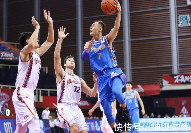 NB落选NBA,无缘CBA,村BA是汤杰唯一的出路了吗?