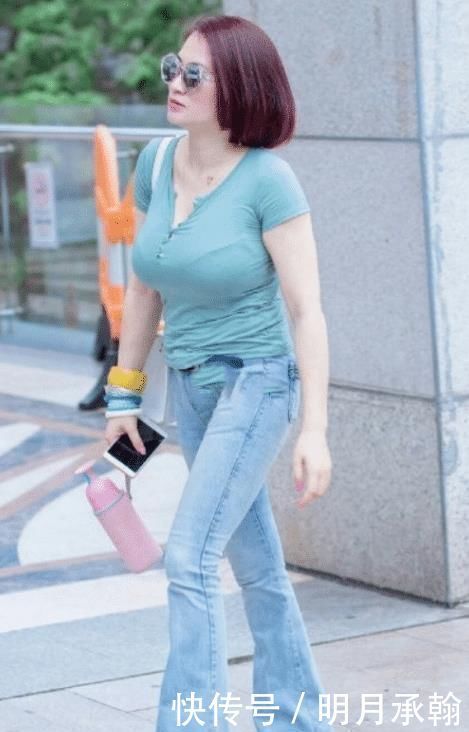 潮流小姐姐皎若秋月，优雅又气质，绽放柔情似水的气质