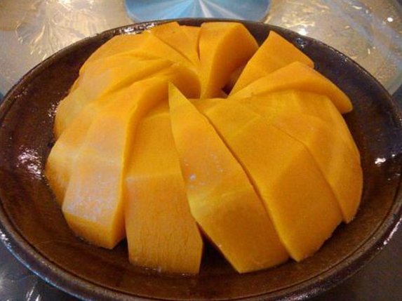 橘子晒干就是陈皮了吗？辟谣：用橘皮泡水喝，反而对健康不利！